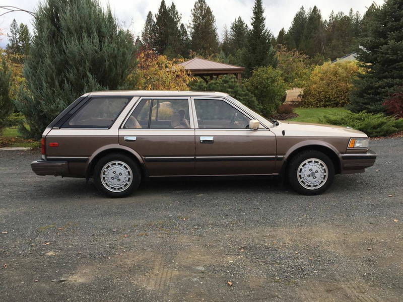 Illustration for article titled At $3,700, Would You Take This 1986 Nissan Maxima To The Max?